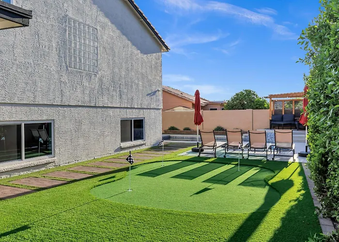 New! Luxe Vacation Retreat - Heated Pool, Putting *